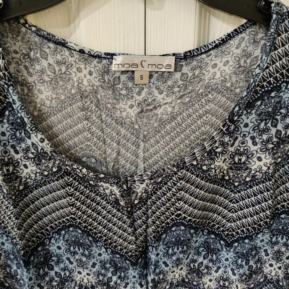 Moa Moa Long Sleeve Blue Paisley Print Polyester Blouse Top Small - Picture 3 of 3